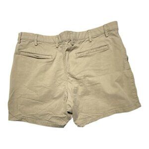 Gap Shorts‎ Mens 40 Essential Khaki 7" Inseam